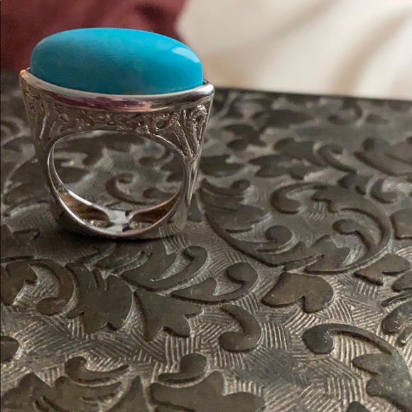 Ring - Picture 3 of 6